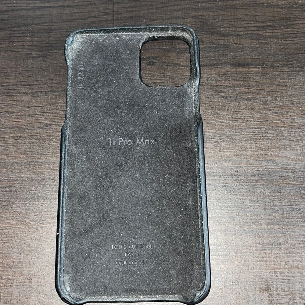 Louis Vuitton Black Phone Case - iPhone 11 Pro Max